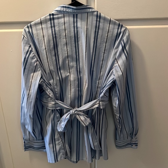 Maternity Shirt - Picture 3 of 3